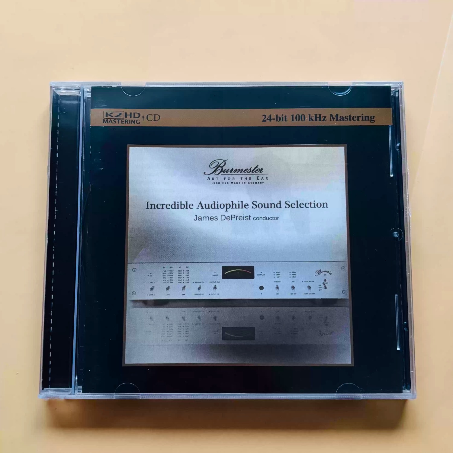 Photography Equipment - High Resolution 24bit 192kHz Audiophile Test