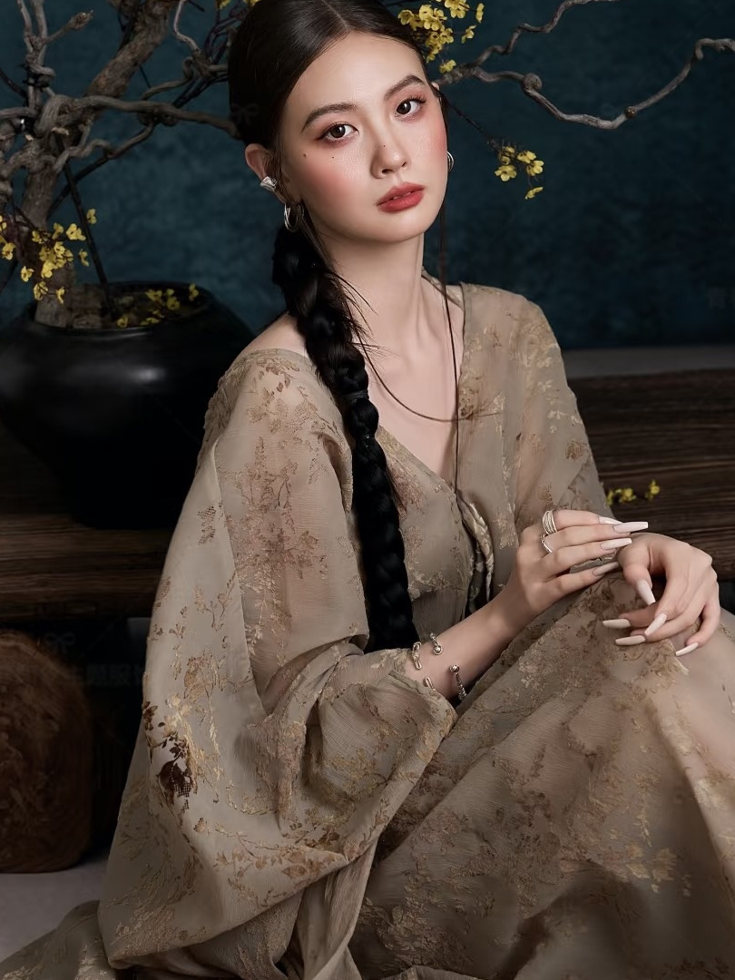 New Vintage Oil Painting Dress - огляд і ціна Photography Zen